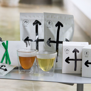 《チャック袋30P/東西セット》備長炭でていねいに炙った、おこげ香る炒り餅をブレンド「京玄米茶(東/煎茶ベース、西/ほうじ茶ベース)」|京玄米茶 上ル入ル