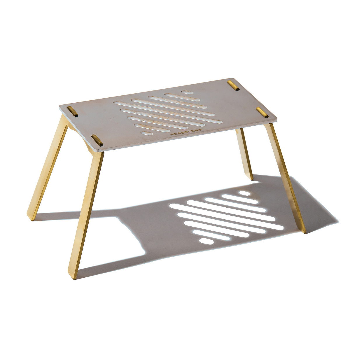 オプション／クッカースタンド》管楽器部品メーカーがつくる