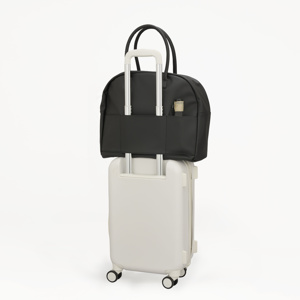 AWW ボストンバッグ30L コインケース付 Aww(アウ) -まだ見ぬ自分自身に出会う心トキメク旅を提案する