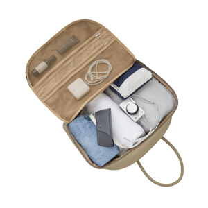 ボストンバッグ／30L》ガバッと開いて、小旅行や出張の荷物をたっぷり