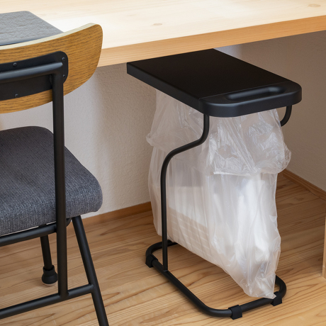 引き出してポイ！棚下に「ごみステーション」｜ゴミ袋の容量をめいっぱい使えて、交換ラクラク！磁石がくっつくスチール製｜スライド式ゴミ袋スタンド