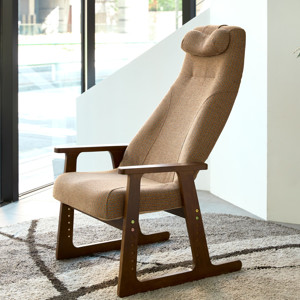 6m01_美品 ピントチェアリビング リクライニングチェア チェア単体》体にいい姿勢でリラックス！首も腰も好きな角度に