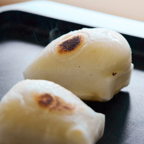 理想のトースト・焼き魚、わが家でできた！｜《スミ トースターL》外サクッ、中ふわっと焼きあがる、炭プレートのトースター｜Sumi