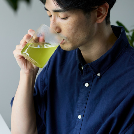 不摂生代表・柿山、健康スイッチ入った！｜《3袋組》農薬不使用・発酵菌栽培の緑茶「日本無垢茶」｜JIN