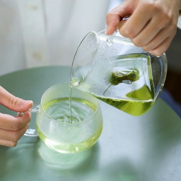 不摂生代表・柿山、健康スイッチ入った！｜《3袋組》農薬不使用・発酵菌栽培の緑茶「日本無垢茶」｜JIN