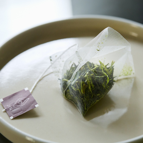 不摂生代表・柿山、健康スイッチ入った！｜《3袋組》農薬不使用・発酵菌栽培の緑茶「日本無垢茶」｜JIN