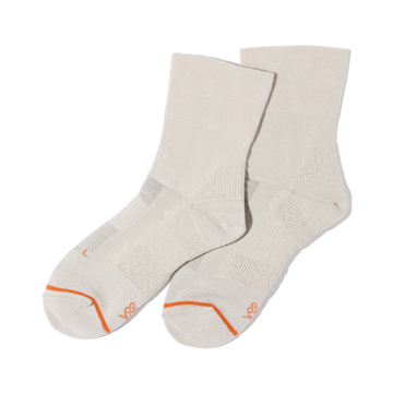 立ちっぱ族を救ったのは、工場靴下だった！ ｜口ゴムがなくしめつけない疲れしらずのくつした　｜グレー／22-25