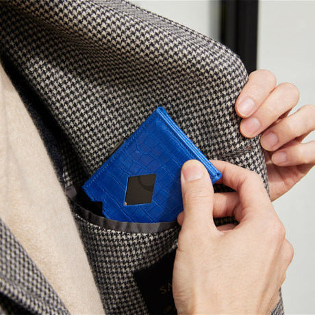 これ、名刺入れかと思った！｜《スキミング防止機能付》１軍カードに直アクセス、コイン・お札も入る「コンパクト財布」｜EXENTRI