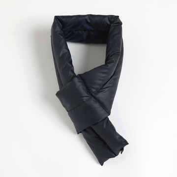 BLACK FRIDAY  2025｜【4,290円→2,980円】軽い・かさばらない・洗える、「ダウン入りネックウォーマー」｜LinkDown｜ダークネイビー