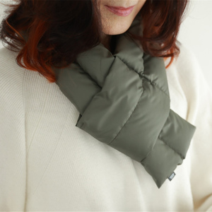【4,290円→2,980円】軽い・かさばらない・洗える、「ダウン入りネックウォーマー」｜LinkDown