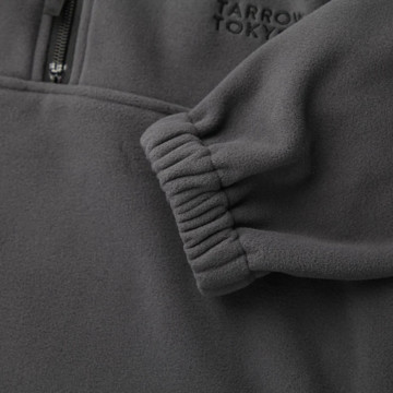 BLACK FRIDAY  2025｜【16,500円→12,980円】ユニセックスで着られる、ハーフジップの「フリースジャケット」｜TARROW×SOCIAL APARTMENT