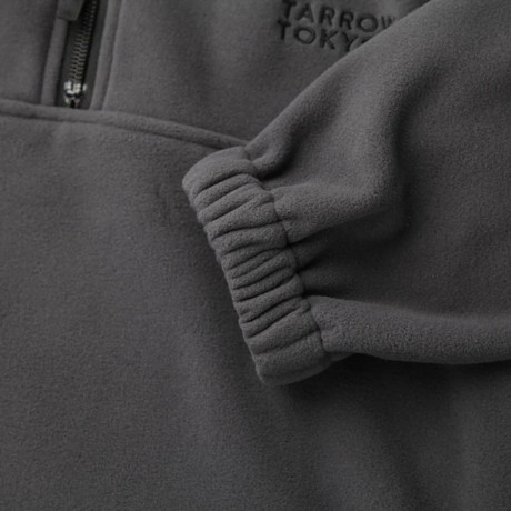 BLACK FRIDAY  2025｜【16,500円→12,980円】ユニセックスで着られる、ハーフジップの「フリースジャケット」｜TARROW×SOCIAL APARTMENT