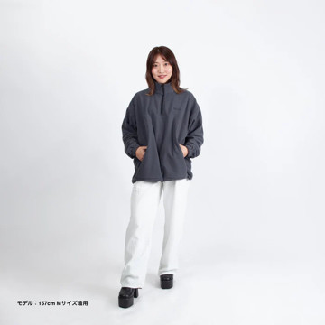 BLACK FRIDAY  2025｜【16,500円→12,980円】ユニセックスで着られる、ハーフジップの「フリースジャケット」｜TARROW×SOCIAL APARTMENT