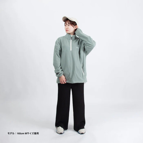 BLACK FRIDAY  2025｜【16,500円→12,980円】ユニセックスで着られる、ハーフジップの「フリースジャケット」｜TARROW×SOCIAL APARTMENT