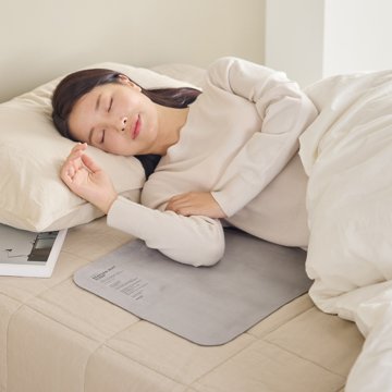 BLACK FRIDAY  2025｜【12,980円→9,800円】《SLEEP+PRO》ソファやベッドもあったか！銀ナノインクで温める特許技術の「ヒーティングマット」｜INKO｜アーバングレイ