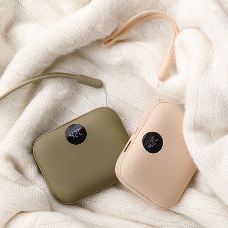 BLACK FRIDAY  2025｜【4,860円→3,980円】USB充電式カイロ＆モバイルバッテリー 「あったかPOMI ポケットカイロ 9600mAh」｜Coolean