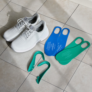 歩く足に、科学のスニーカーを｜《KITA／レディス用》スッと履けて、すっぽりフィットする「コンフォートスニーカー」｜Orthofeet