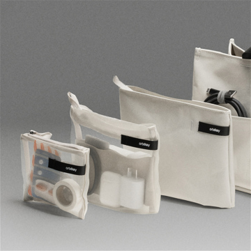 “TECHトート“とスマート通勤｜《ポーチ３点セット》バッグの中をスマートに整えるポーチトリオ｜Orbitkey