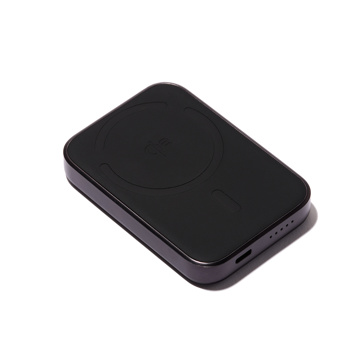 新技術で、安全をモバイル｜Qi2認証、発火しにくい準固体バッテリー「HeatZero」｜VOVA｜マットブラック