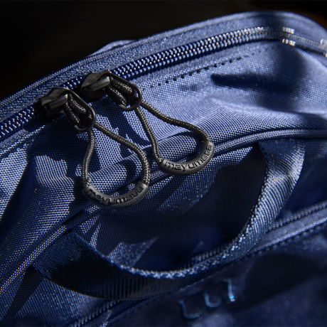 パカっと整う、休日ショルダー｜口が60°開いて、荷物が見える、出し入れスムーズな「バネパカ ショルダーバッグ」｜mayumasa