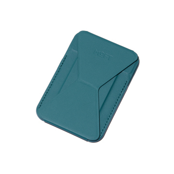 ほしい時だけ“出現”！ 極薄マルチスタンド｜《スマホスタンド》指１本で脚が出現する、薄さ5.5mmのスマホスタンド「snap on」（MagSafe対応）」| MOFT｜ジャングルグリーン