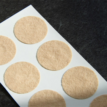 “着るテラヘルツ鉱石”で、血行促進！｜《一般医療機器  血行促進 指圧粒 シール４シート付》貼るだけでコリをほぐす「Tera Heal」｜遠赤技研