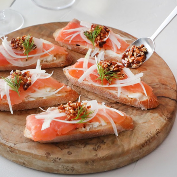 アーモンドひとさじの衝撃｜《ベーシック／270gパウチタイプ》たっぷり大容量！ サクサクのアーモンド粒と風味豊かなもろみ入りしょうゆが、料理をグンとおいしくする「食べる調味料」｜サクサクしょうゆアーモンド