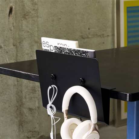 デスクの余白は、創造性の伸びしろ｜スペースと思考を拡張する、デスクポケット「SPACE CREATOR」｜STUDIO PINEAPPLE