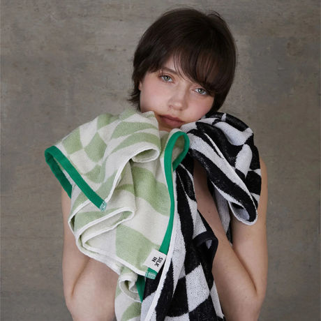 MONOCO OUTLET｜【2,200円→1,584円】桐生シルク10％ フェイスタオル｜WITH OR WITHOUT