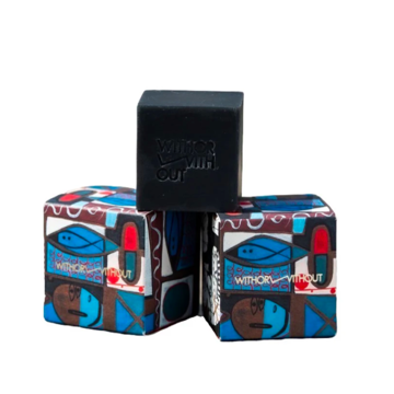 MONOCO OUTLET｜【3,500円→2,800円】《N.Y.アーティストパッケージ》肌のアミノ酸に近い「セリシン」たっぷり！シルク石鹸｜WITH OR WITHOUT｜Jody Morlock