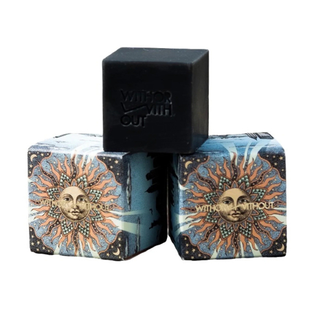 MONOCO OUTLET｜【3,500円→2,800円】《N.Y.アーティストパッケージ》肌のアミノ酸に近い「セリシン」たっぷり！シルク石鹸｜WITH OR WITHOUT