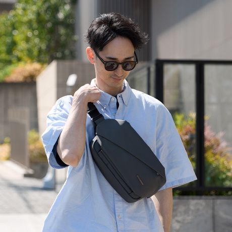 No More “アレどこ族”｜11ヶ所の収納ポイントで取り出しやすさを設計した、「防水アクティブボディバッグ」｜QUICKPACK TRASPO 9