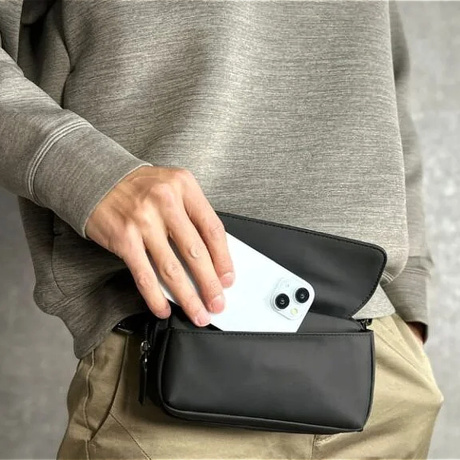 手ぶら以上、バッグ未満｜ポケット感覚、財布機能付き”ポケウォレ”｜ QUICK PACK pokepa