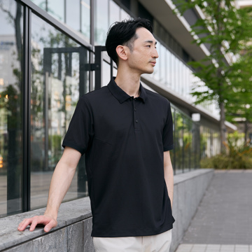 猛暑？酷暑？ クールにいこう｜《ポロシャツ》和紙×ポリの快適設計で、湿気を吸って逃す、「和紙糸メディアポロシャツ」｜K-3B