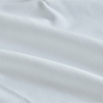 猛暑？酷暑？ クールにいこう｜《ポロシャツ》和紙×ポリの快適設計で、湿気を吸って逃す、「和紙糸メディアポロシャツ」｜K-3B