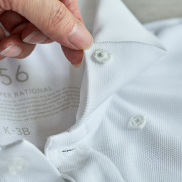 猛暑？酷暑？ クールにいこう｜《ポロシャツ》和紙×ポリの快適設計で、湿気を吸って逃す、「和紙糸メディアポロシャツ」｜K-3B