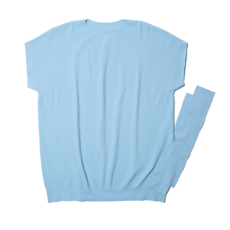 着心地のいい“日焼け止め”｜《Tシャツ＋アームカバー》UPF50+、縫い目なしで動きやすい「サラリ T」｜Salari