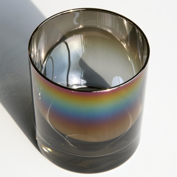 いつものお酒に、惚れ直す｜《ロックグラス／2個組》オーロラの光彩で眼福を、まろやかな味わいで口福をもたらす、「純チタン」コーティンググラス｜PROGRESS プログレス