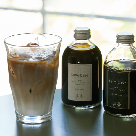 コーヒー偏愛は、“苦手”から始まった。｜《カフェラテベース 無糖 250ml×2種》スペシャルティコーヒー使用、ミルクで割るだけの濃厚カフェラテベース｜Espresso Tokyo×豆善