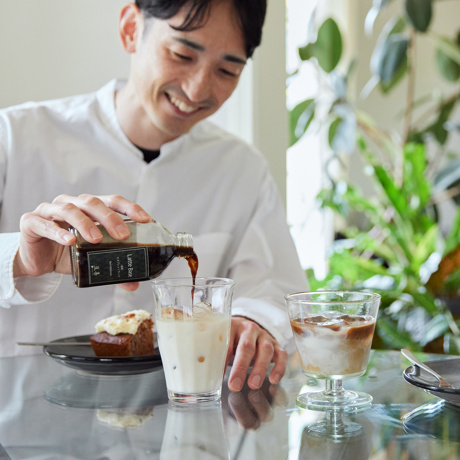 コーヒー偏愛は、“苦手”から始まった。｜《カフェラテベース 無糖 250ml×2種》スペシャルティコーヒー使用、ミルクで割るだけの濃厚カフェラテベース｜Espresso Tokyo×豆善