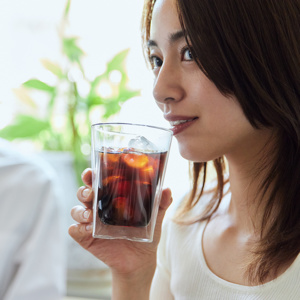 《アイスコーヒー 無糖 330ml×2種》スペシャルティコーヒー使用、ストレートで楽しむ「プレミアムアイスコーヒー」｜Espresso Tokyo×豆善