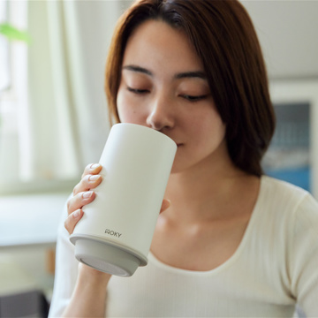 その味変、水筒のせいかも？！｜《シルクハット／500ml》 スポドリOK、金属臭・ニオイ移りなし、チタンセラミックコーティング・ボトル｜WOKY