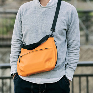 【17,380円→12,166円】ボディにフィット、身軽に動ける「ショルダーバッグ」｜Cradeloc
