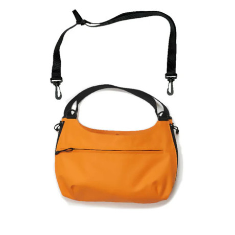 MONOCO OUTLET｜【17,380円→12,166円】身軽に動ける、薄くて軽い「ショルダーバッグ」｜Cradeloc
