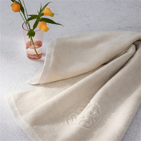 MONOCO OUTLET｜【4,950円→3,465円】デンマーク王室御用達、毎日使いたくなる「ゲストタオル」｜Georg Jensen Damask