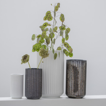 MONOCO OUTLET｜【9,900円→6,930円】デンマーク発、花を生けなくても美しい「フラワーベース」｜Lyngby Porcelæn