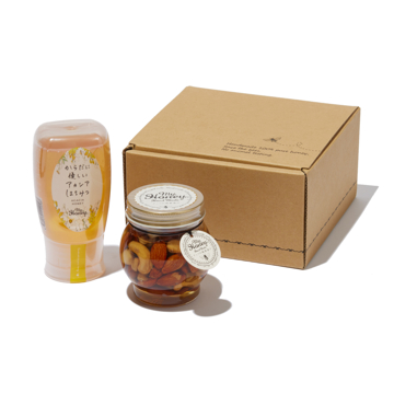 健康は、甘くていい｜《ギフトBOX入り／ナッツの蜂蜜漬け200g＆アカシア蜂蜜300g》非加熱のアカシア蜂蜜入り、ナッツの蜂蜜漬けの詰め合わせ｜MYHONEY