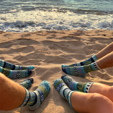 足元ハッピー！ 未来に“ちょい足し”｜楽しい、かわいい、チャリティーソックス｜SOLMATE SOCKS｜オーシャン／S（22-25）