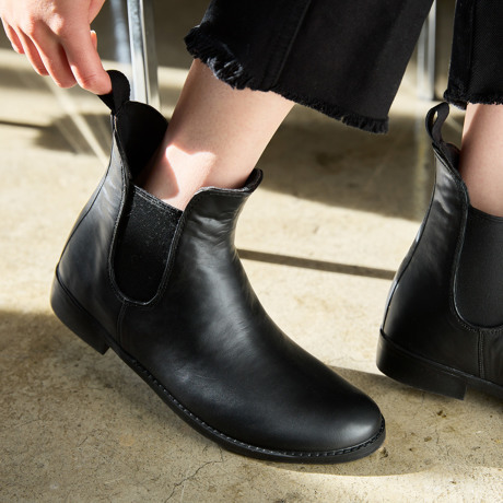 旅行好きな方へのプレゼントに、おしゃれで便利なグッズ16選｜バッグやリラックスグッズ、スマホ撮影グッズなど