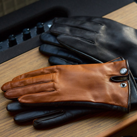 持っているだけでワクワクする、大人の“お揃い”をプレゼント｜大人だって楽しみたい。絆深まる“お揃い”グッズ